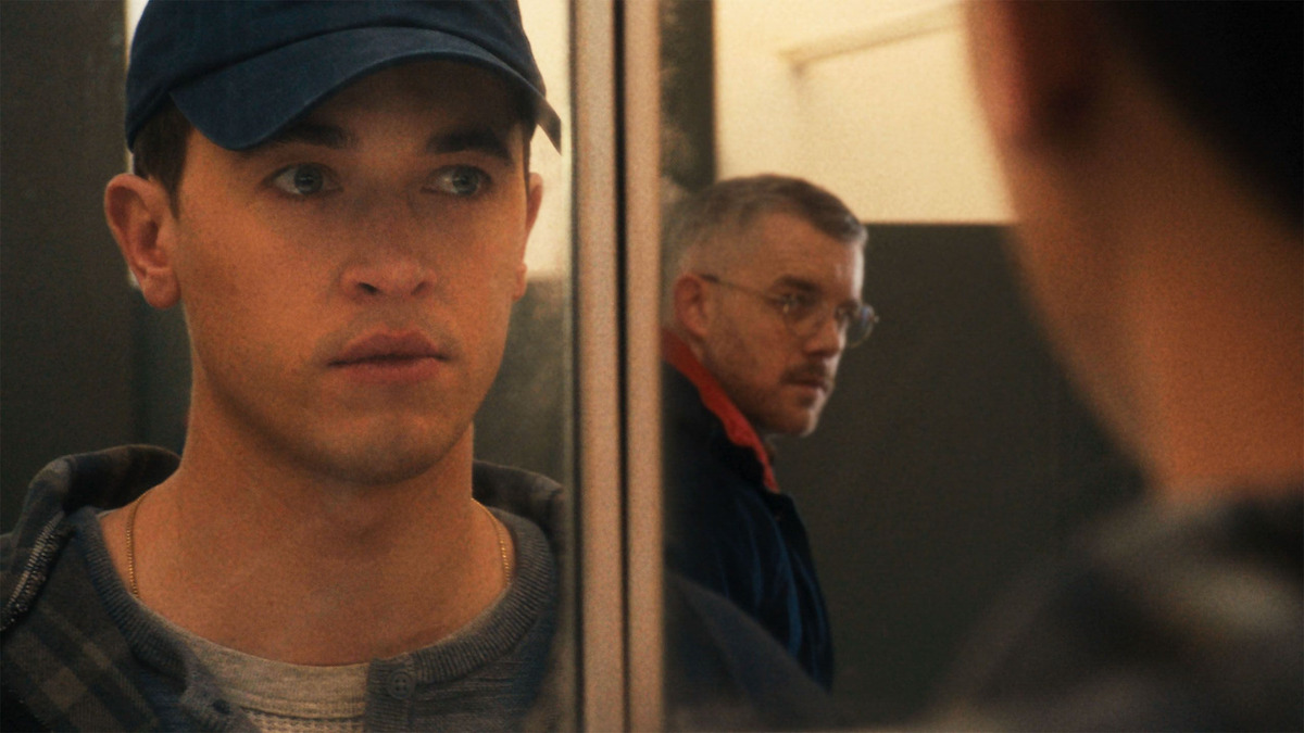 Plainclothes’ review by ᴬ ˢ ʰ ˡ ᵉ ʸ • Letterboxd