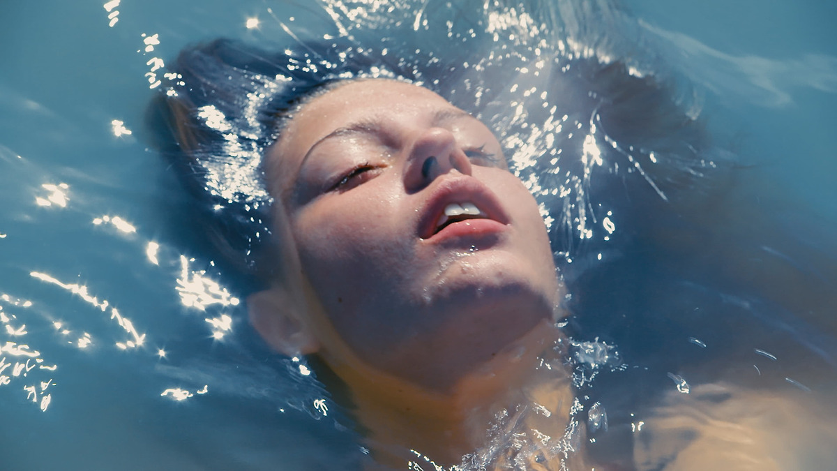 Blue Is the Warmest Color’ review by daisy • Letterboxd