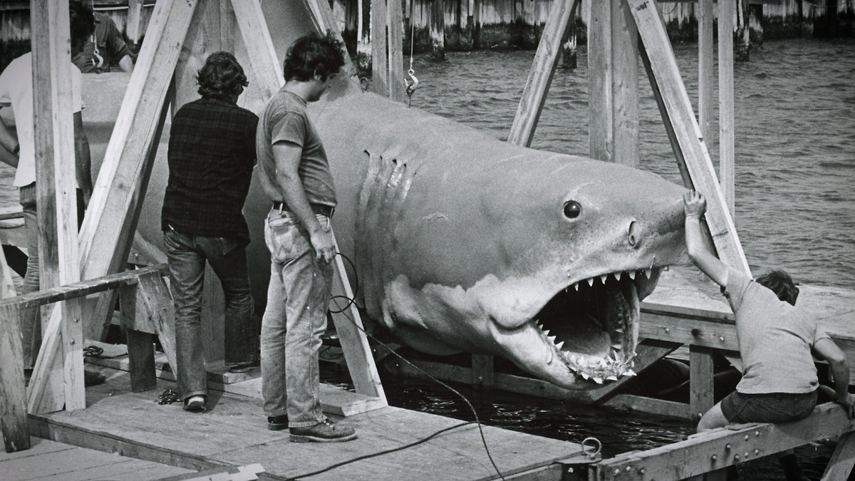 Jaws @ 50: The Definitive Inside Story’ review by SuperBardiBros ...
