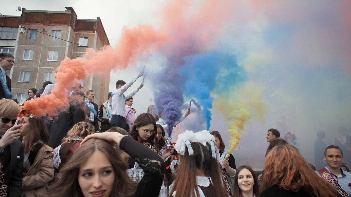 Mr. Nobody Against Putin (2025) directed by David Borenstein • Reviews ...