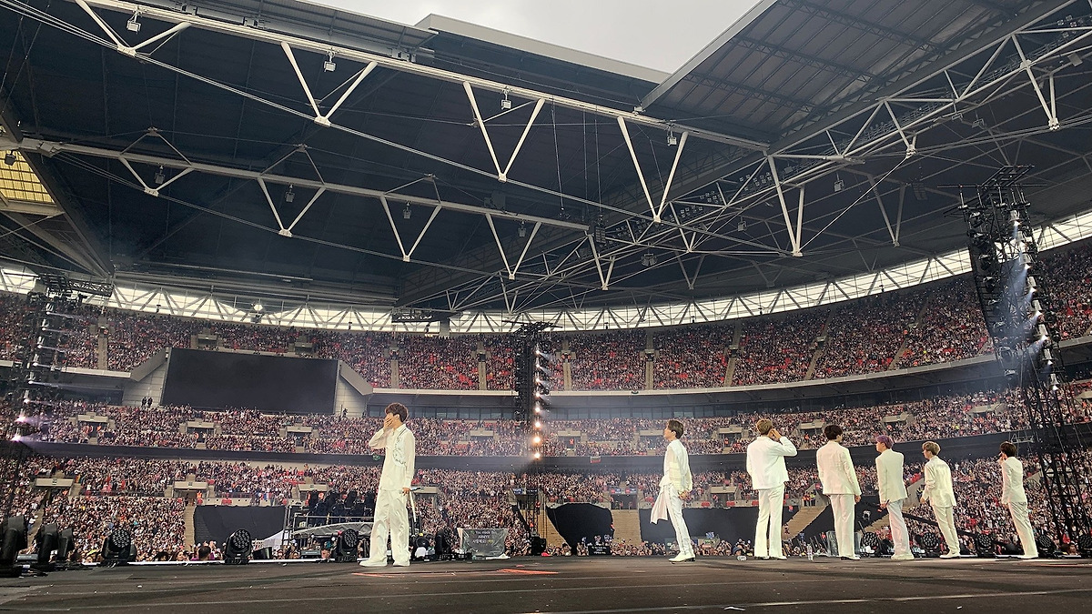 BTS 2019 WORLD TOUR 'LOVE YOURSELF: SPEAK YOURSELF' LONDON