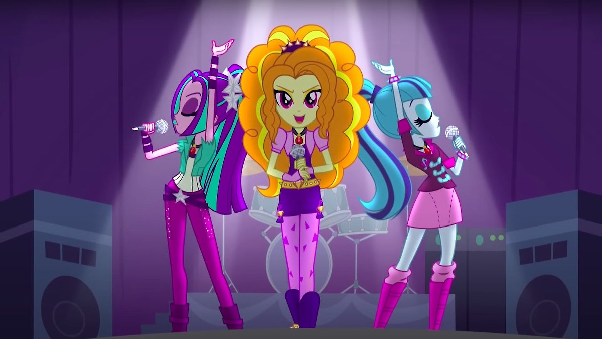 My Little Pony: Equestria Girls – Rainbow Rocks’ review by frejaoneill ...