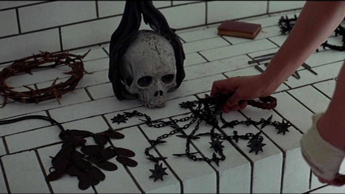 The Devils’ review by 👻𝕠𝕟𝕕𝕣𝕖𝕚𝕒🎃 • Letterboxd