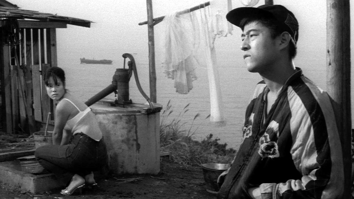 Pigs and Battleships’ review by 草薙水素 • Letterboxd
