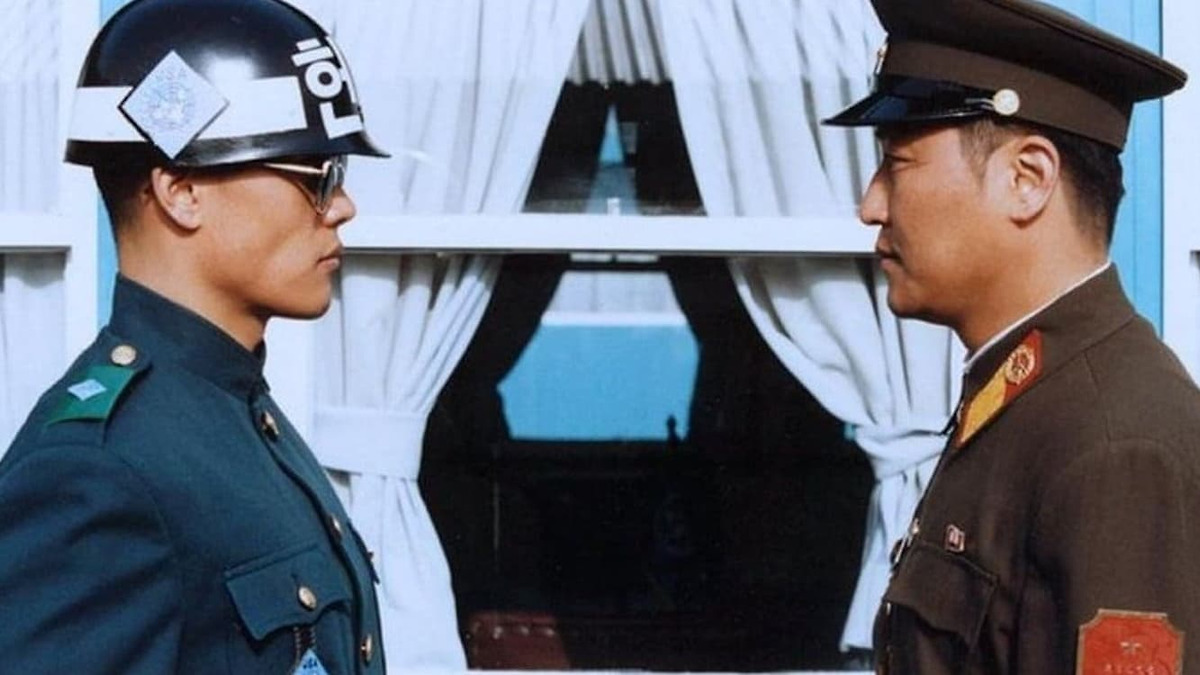 Joint Security Area’ review by =★= 𝕬𝖇𝖗𝖆𝖍𝖆𝖒 =★= • Letterboxd