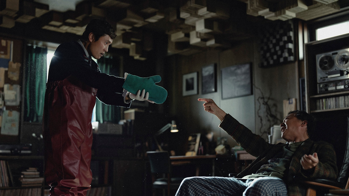 A ★★★½ review of No Other Choice (2025)