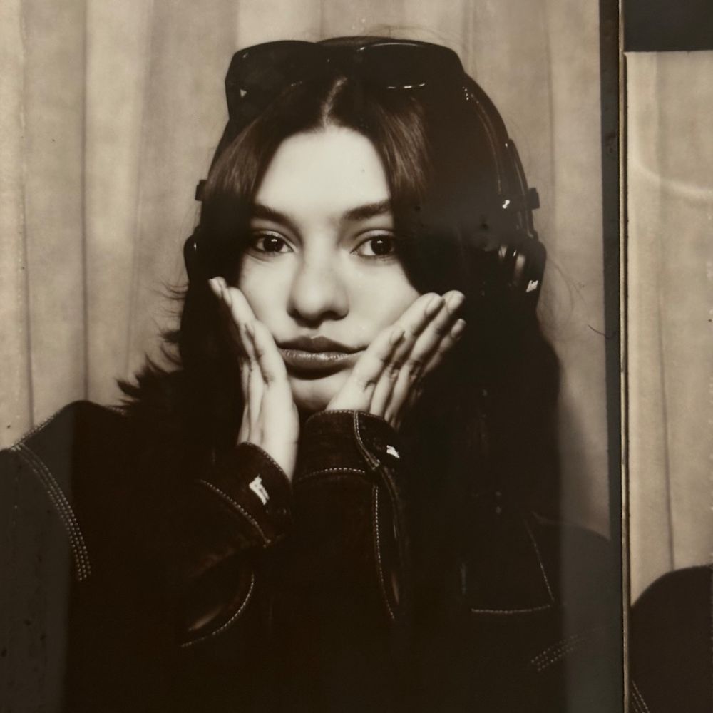 ashley ｡･:*˚:✧｡