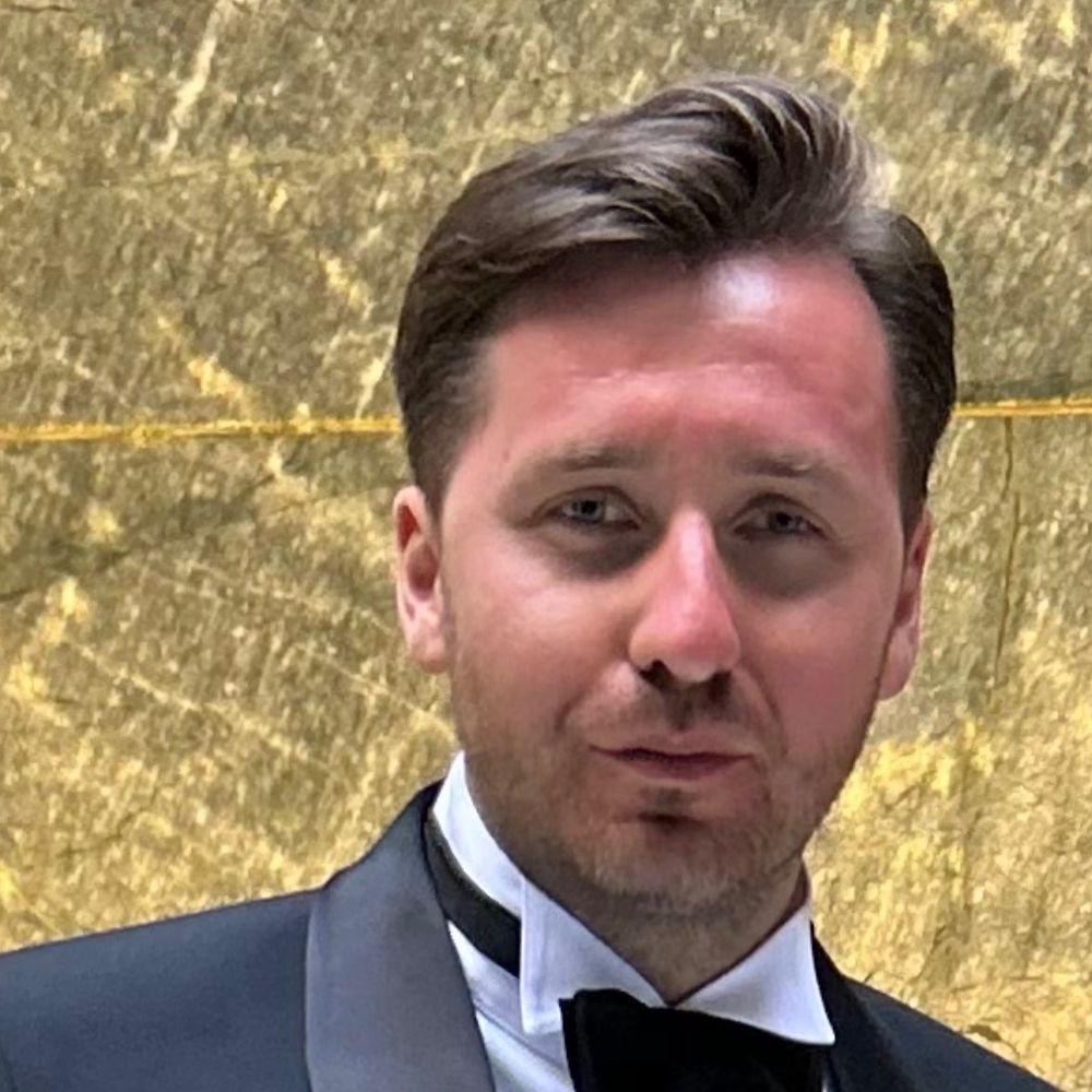 ‎Charlie Roberts’s profile • Letterboxd