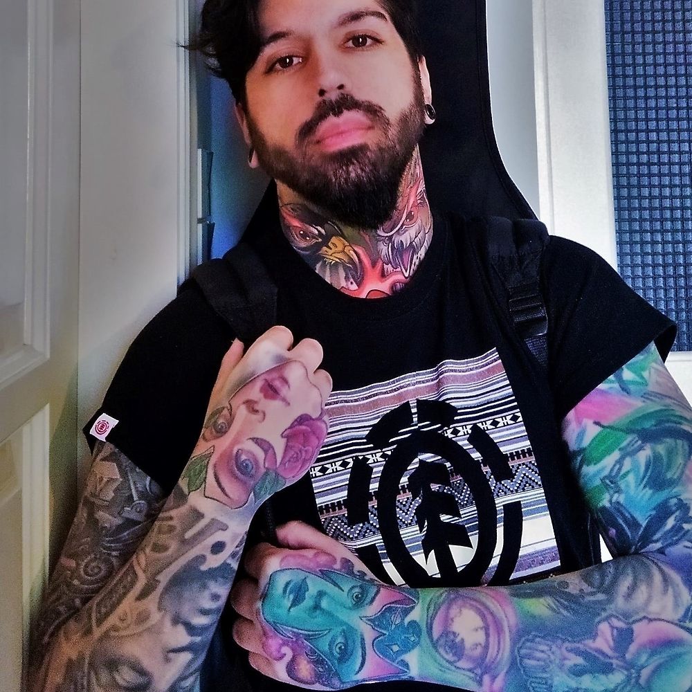 nikolis