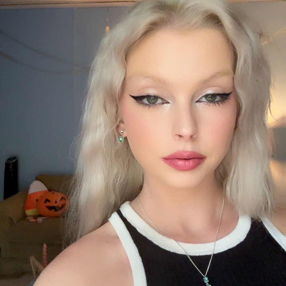 Letterboxd profile picture for @convulsing