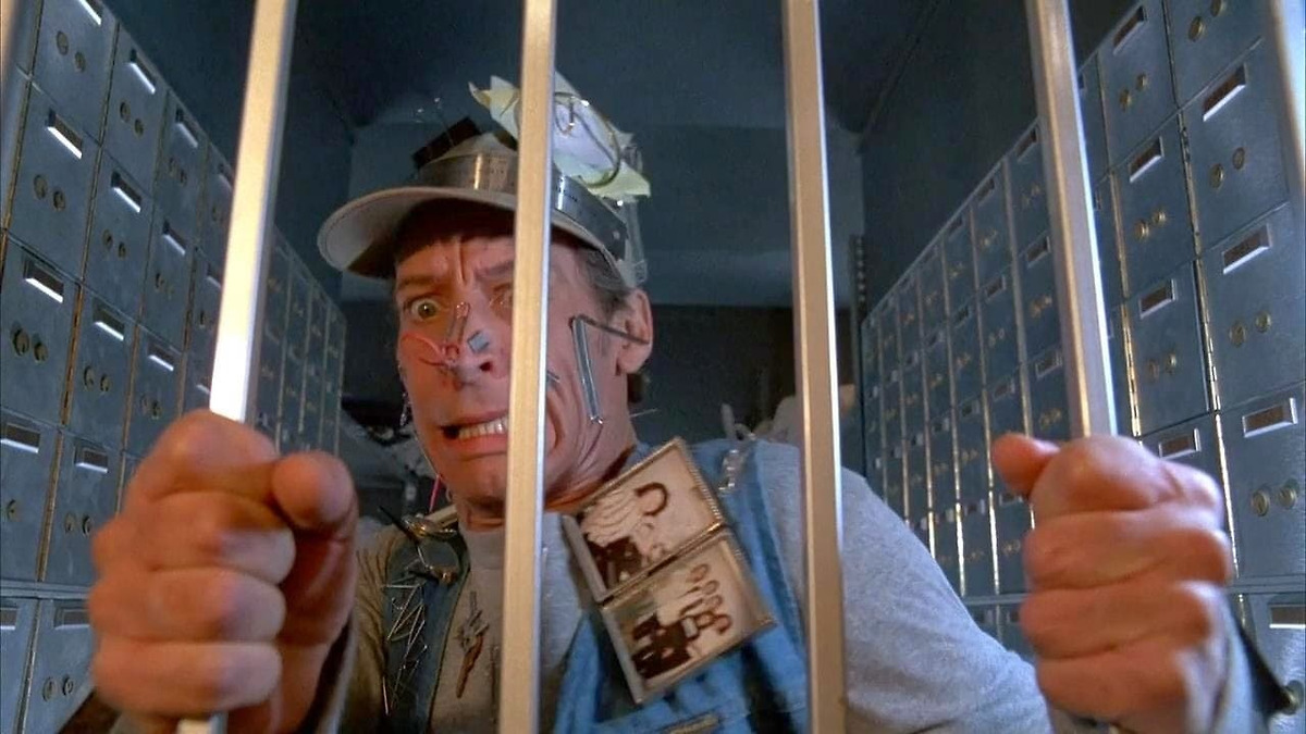 Ernest Goes to Jail’ review by cinemasavant • Letterboxd