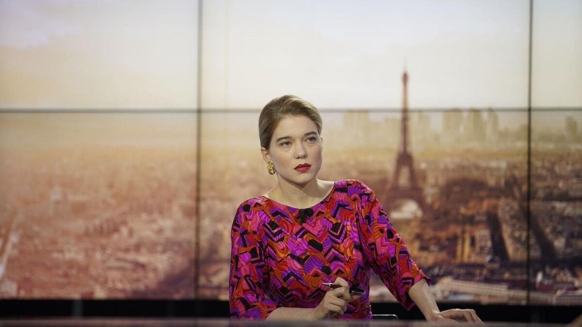 ‎France (2021) directed by Bruno Dumont • Reviews, film + cast • Letterboxd