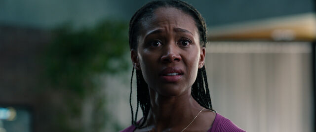 Nicole Beharie as bank manager Estel Valerie in Breaking.
