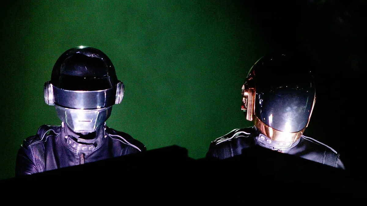 ‎Daft Punk - Alive 2007 - Live Album Concert in Paris (2007) • Reviews ...