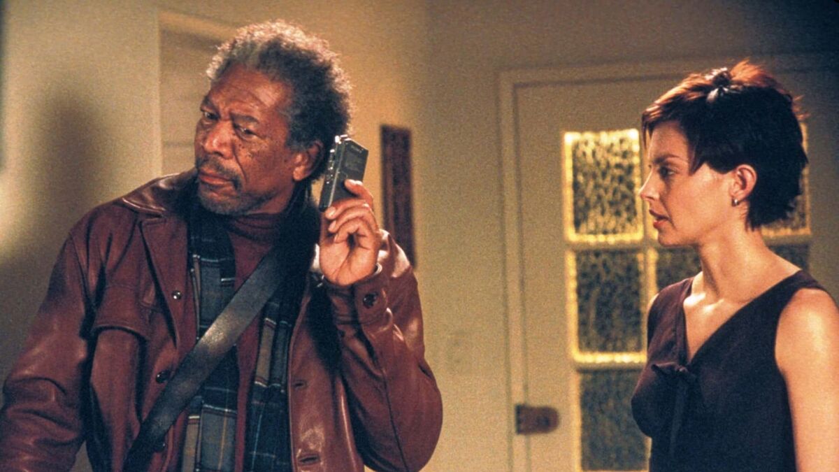 High Crimes (2002) directed by Carl Franklin • Reviews, film + cast • Letterboxd