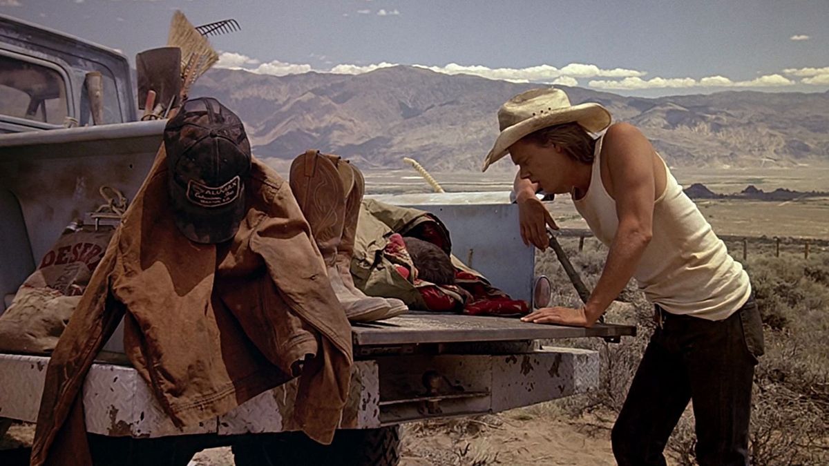 Tremors (1990) directed by Ron Underwood • Reviews, film + cast • Letterboxd