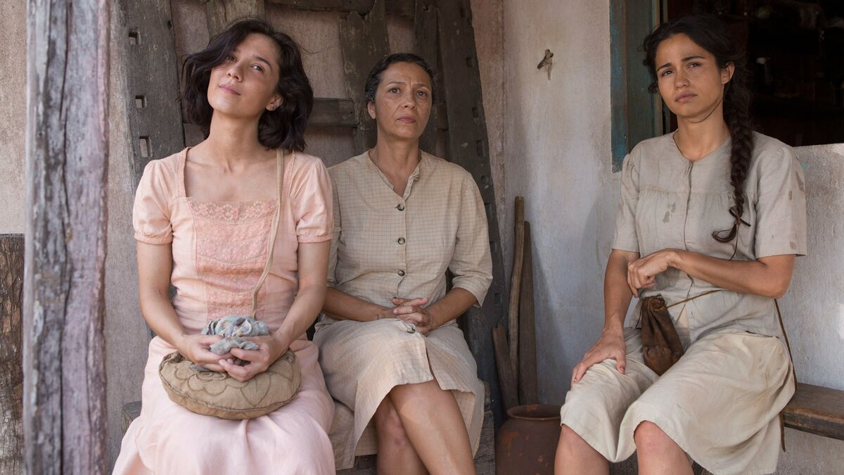 ‎The Seamstress (2017) directed by Breno Silveira • Reviews, film