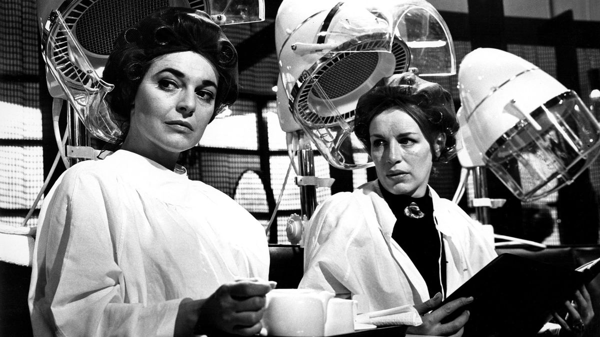 《愛撒謊的人》The Pumpkin Eater | 196 The Pumpkin Eater (1964) directed by Jack Clayton • Reviews, film + cast • Letterboxd