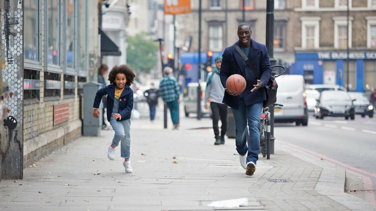 Two Is a Family (2016) directed by Hugo Gélin • Reviews, film + cast