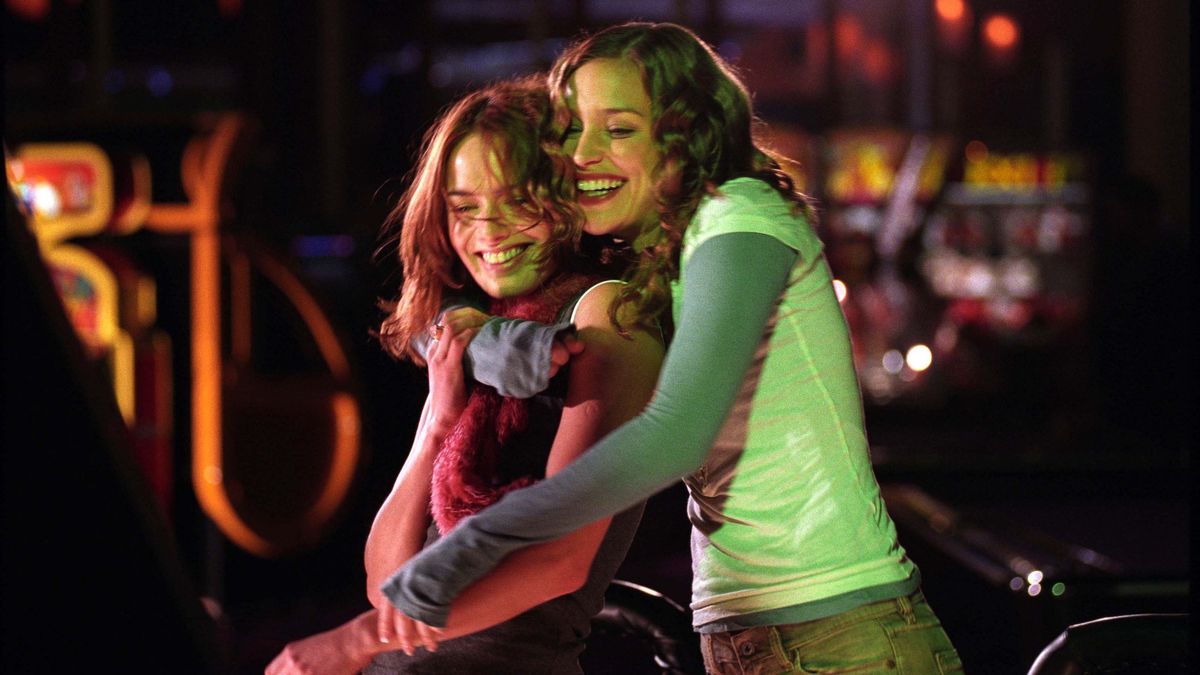 Imagine Me & You (2005) directed by Ol Parker β’ Reviews, film + cast β’  Letterboxd
