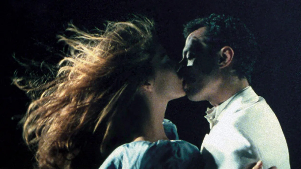 Kiss 2348/72 (1990) directed by Walter Rogério • Reviews, film +