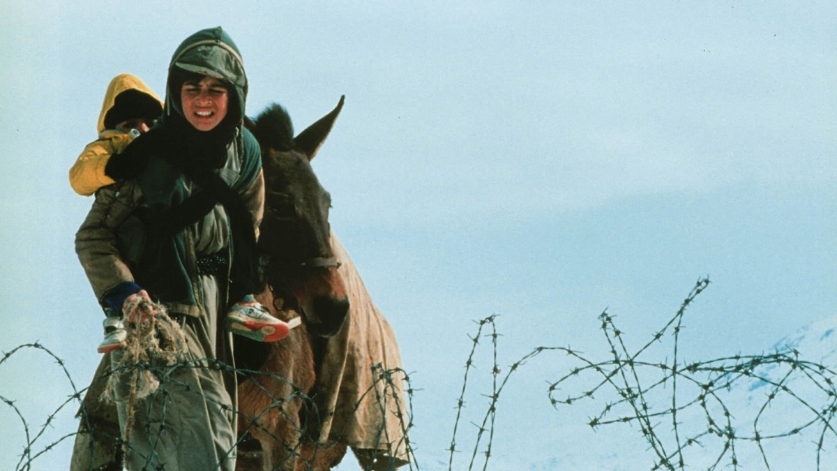 A Time for Drunken Horses (2000) directed by Bahman Ghobadi