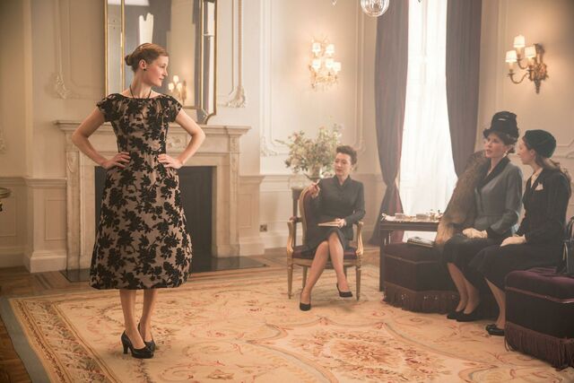 “Early on, I thought Vicky Krieps resembled a young Julia Davis. Then Julia Davis showed up in the dang movie.”—Clark’s review of Phantom Thread. (Davis, second from the right.) 
