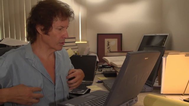 Fateful Findings (2013) star Neil Breen prepares to rate his latest rewatch.