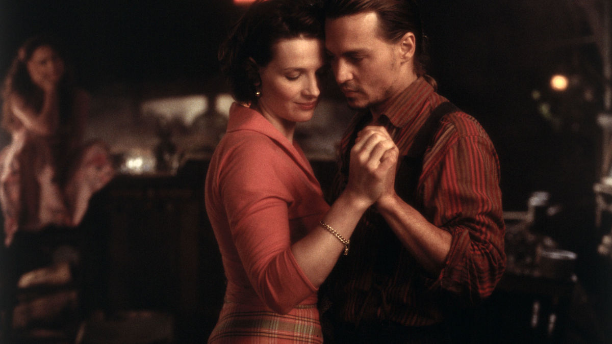 Chocolat (2000) directed by Lasse Hallström • Reviews, film + cast • Letterboxd