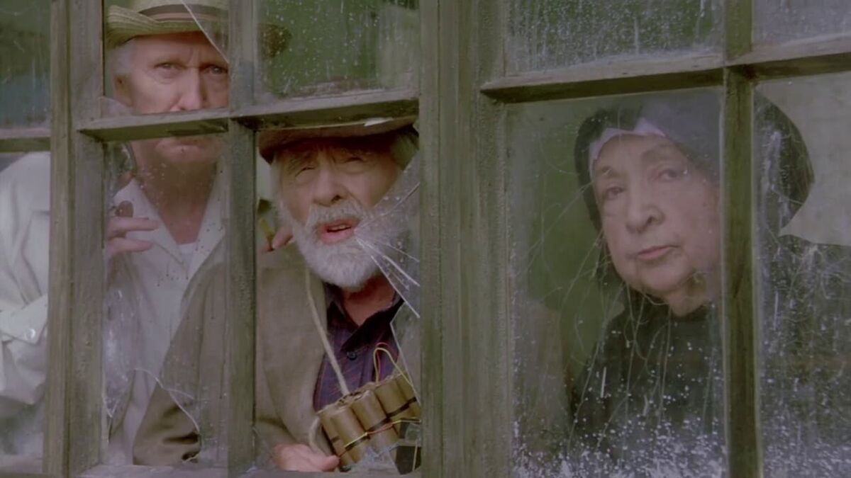 ‎Les tisserands du pouvoir 2 La révolte (1988) directed by Claude