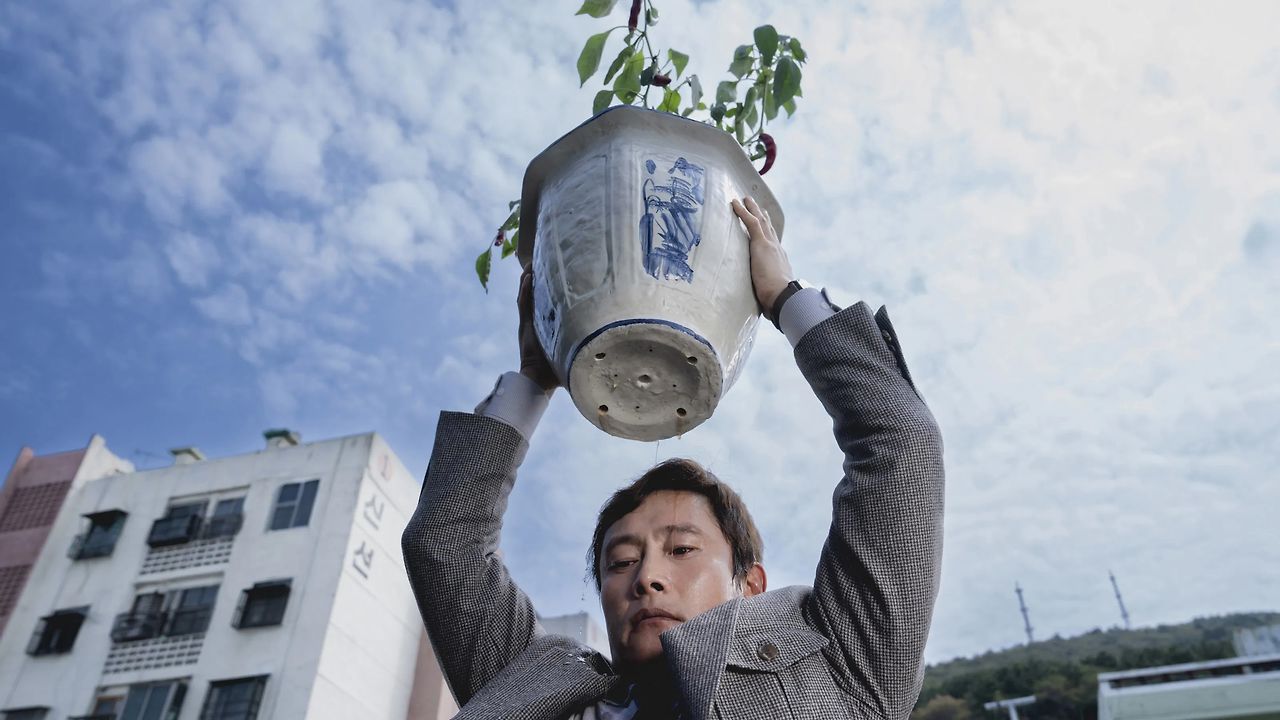 Park Chan-wook on how Looney Tunes influenced the cartoonish comedy of No Other Choice • Journal • A  Magazine • , Life in canada