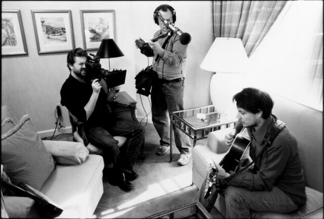 Sam Jones and Lawrence Loewinger film Jeff Tweedy deep in the songwriting process during I Am Trying to Break Your Heart: A Film About Wilco (2002).  
