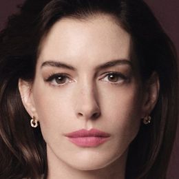 Anne Hathaway