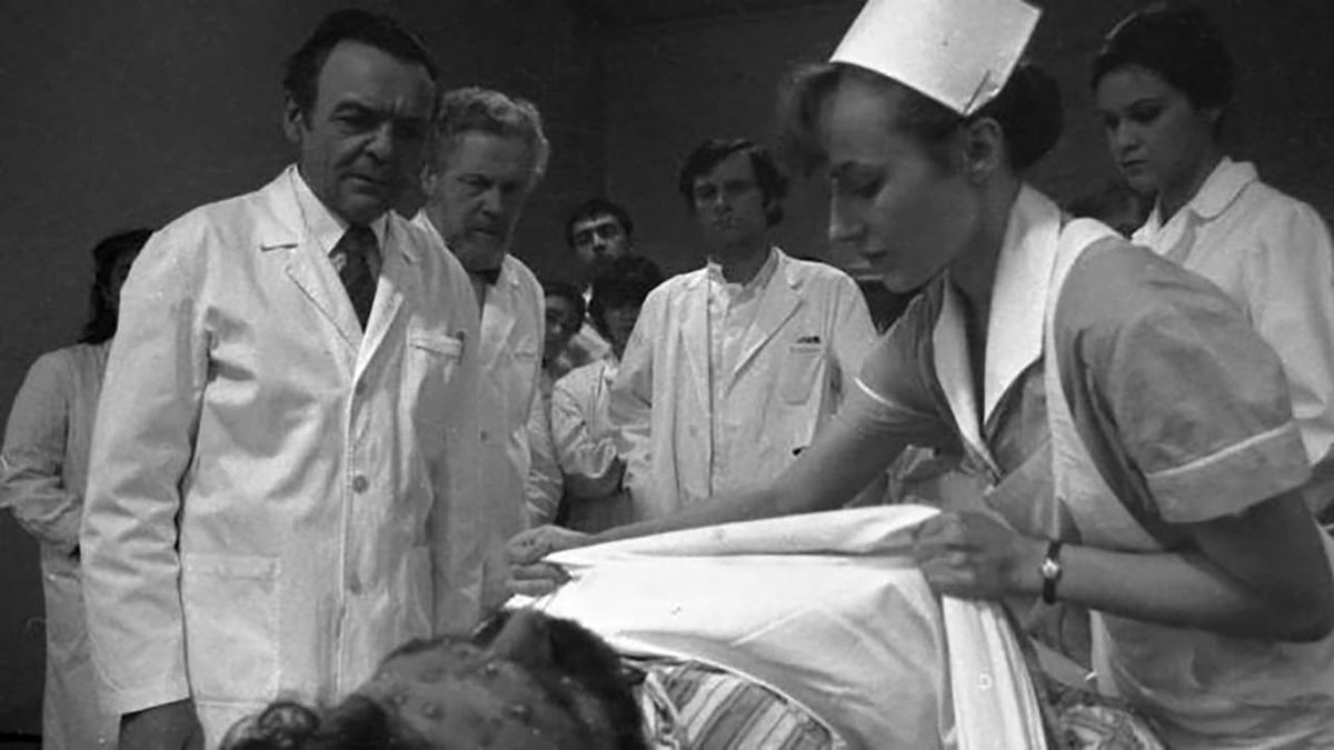 Varioloa Variola Vera Film : Epidemija velikih boginja u Jugoslaviji 1972. – QOSSKE