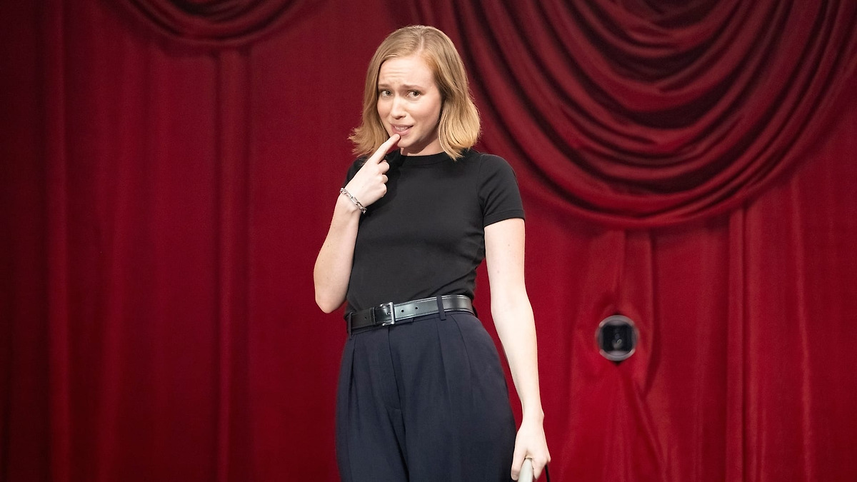 Hannah Einbinder Everything Must Go Review By Luc Tomlin Brenner hannah-einbinder-everything-must-go-review-by-luc-tomlin-brenner