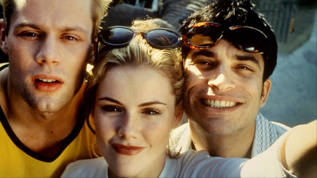 Splendor 90s Splendor (1999) directed by Gregg Araki • Reviews, film + cast ...