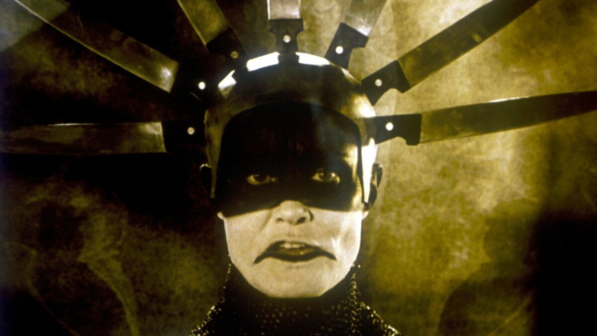 Titus (1999) directed by Julie Taymor • Reviews, film + cast • Letterboxd