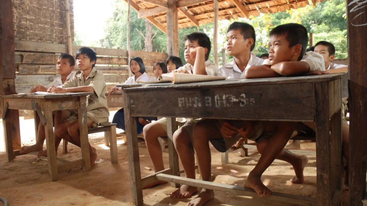 ‎The Country Teacher of Ban Nong He Yai (2010) directed by Surasee ...