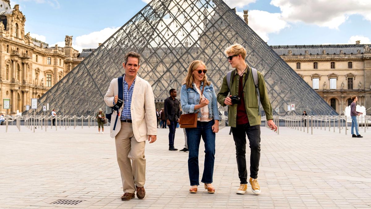 ‎Us (2020) directed by Geoffrey Sax • Reviews, film + cast • Letterboxd