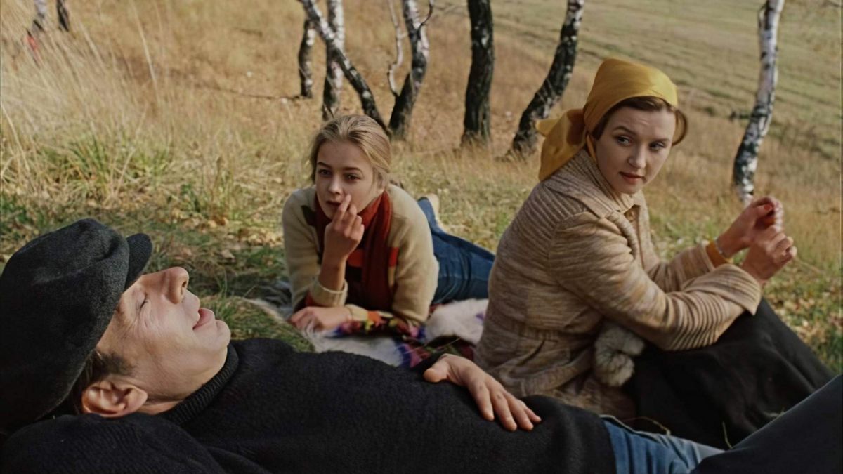 Moscow Does Not Believe in Tears (1980) directed by Vladimir Menshov