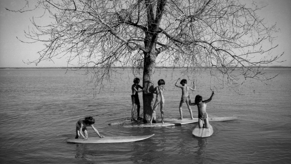 ‎Surfwise (2007) directed by Doug Pray • Reviews, film + cast • Letterboxd