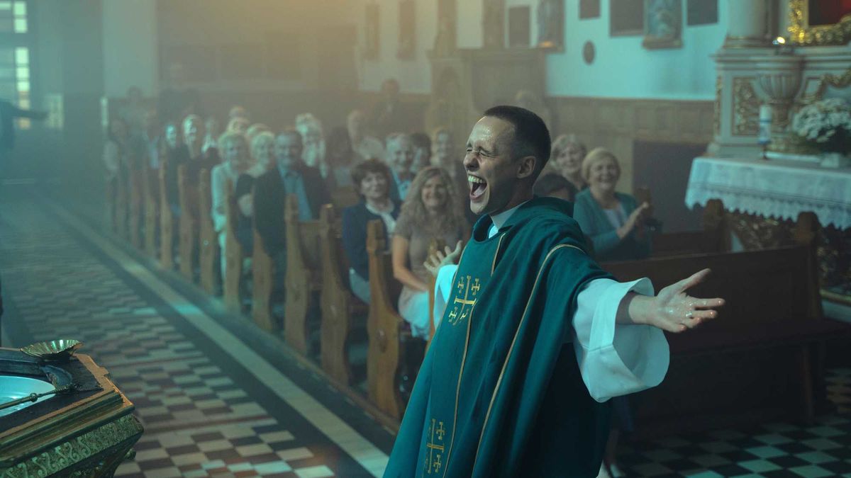 Corpus Christi (2019) directed by Jan Komasa • Reviews, film + cast •  Letterboxd