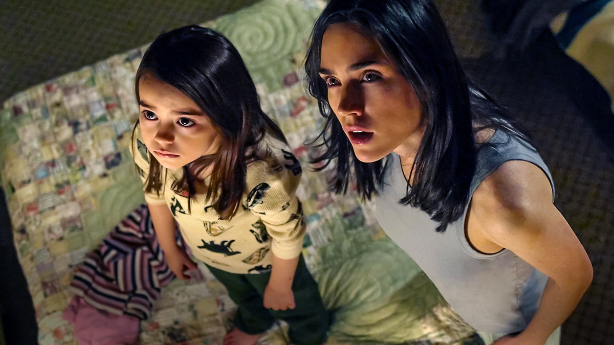 Dark Water (2005) directed by Walter Salles • Reviews, film + cast •  Letterboxd, image size:1200x675