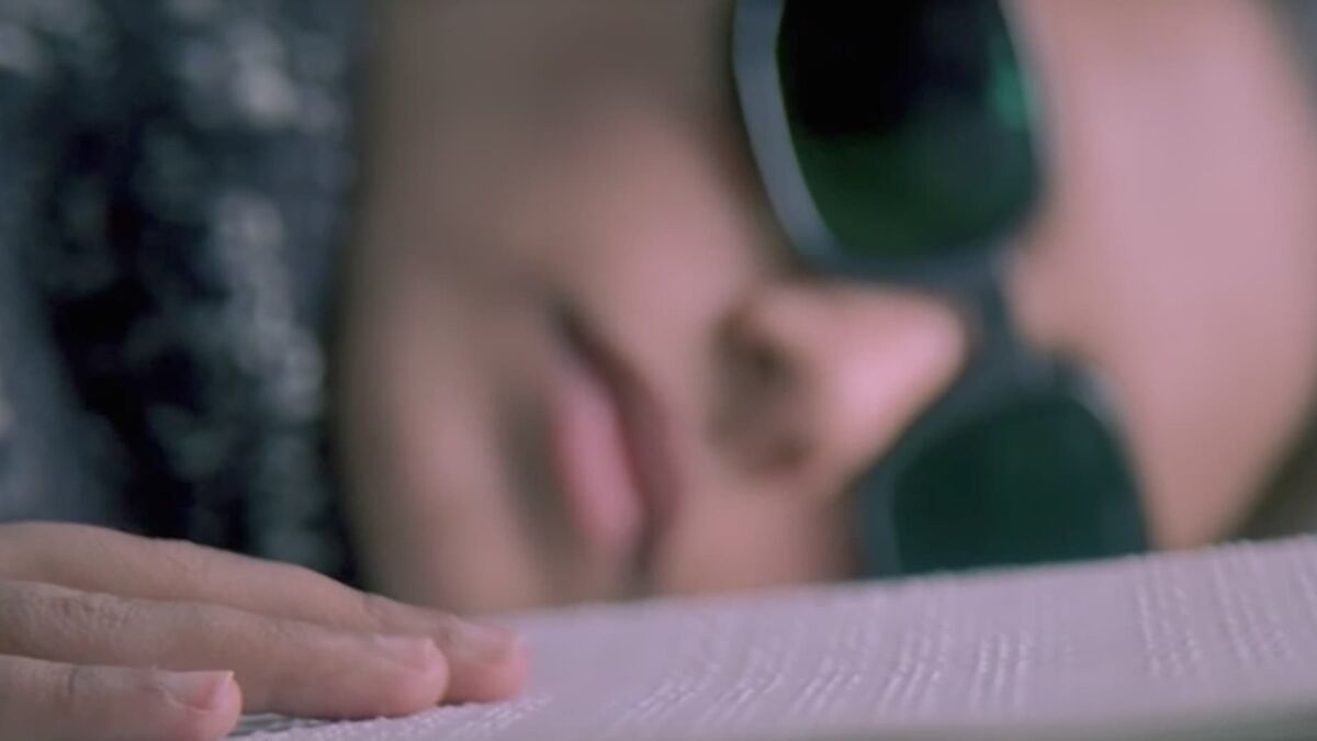 ‎Black (2005) directed by Sanjay Leela Bhansali • Reviews, film + cast