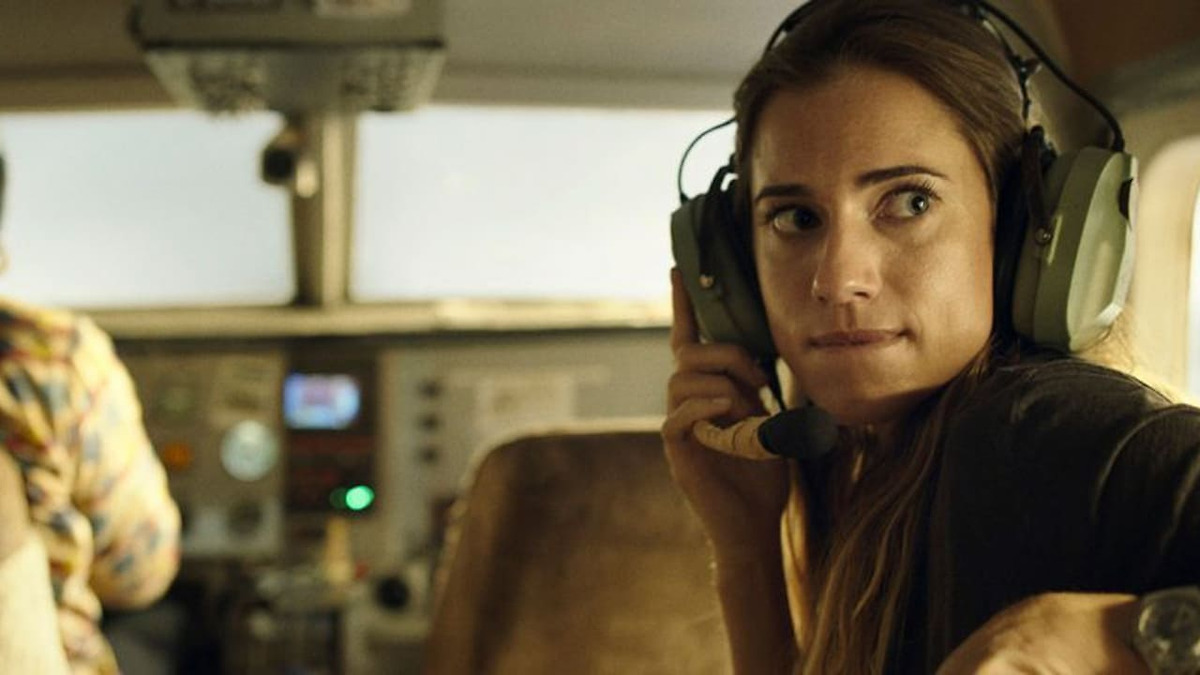 Horizon Line (2020) directed by Mikael Marcimain • Reviews, film