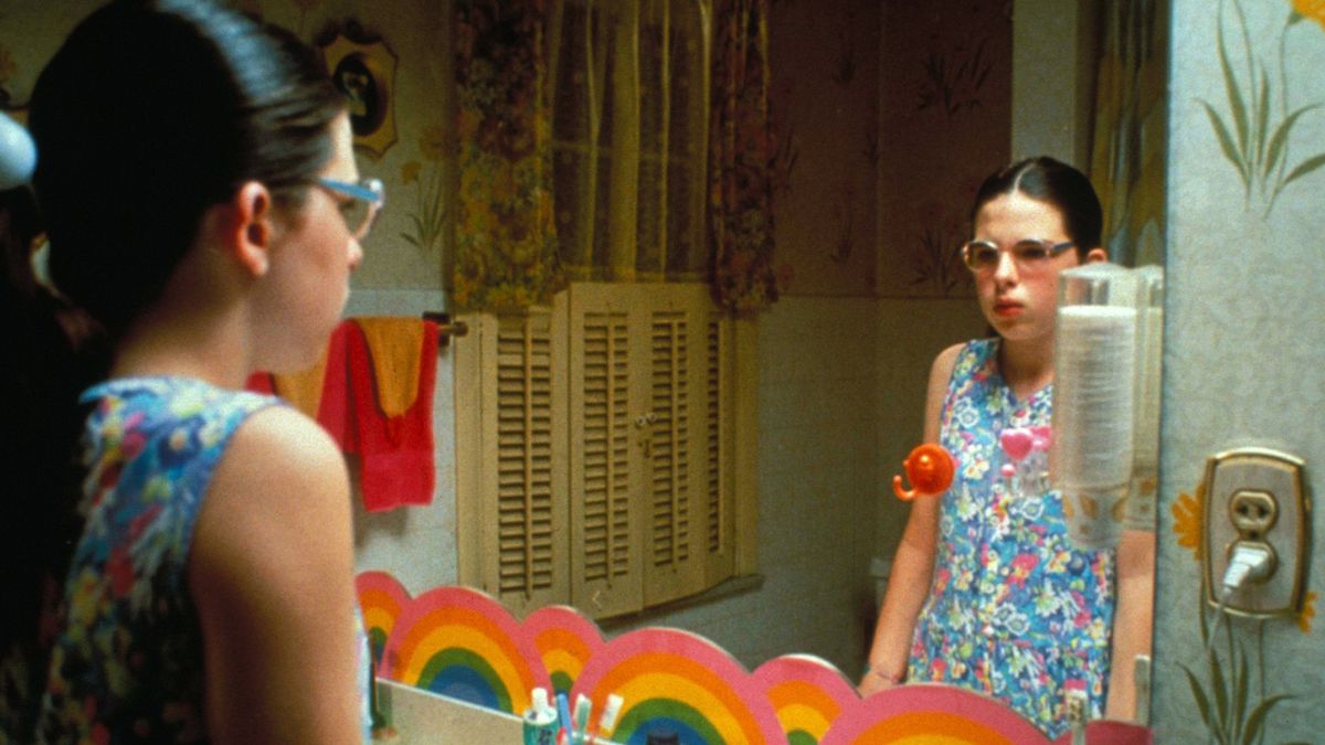 Welcome to the Dollhouse (1995) directed by Todd Solondz β’ Reviews, film +  cast β’ Letterboxd