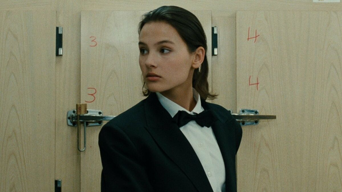 A Single Girl (1995) directed by Benoît Jacquot • Reviews, film + cast