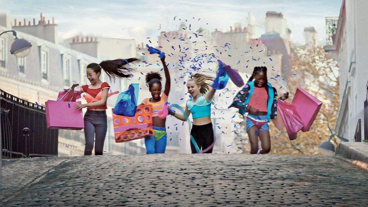 Cuties (2020) directed by Maïmouna Doucouré • Reviews, film + cast •  Letterboxd