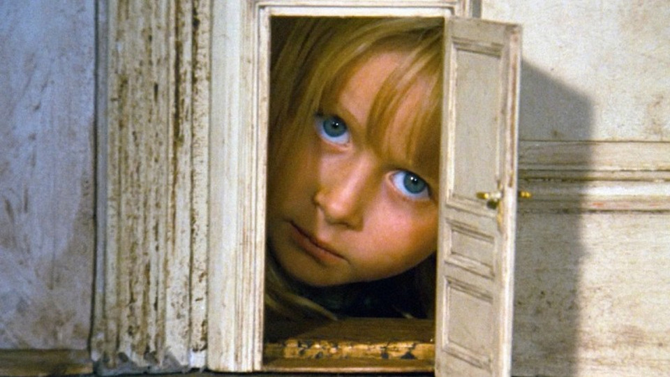 ‎LUMI x Visions of Europe Alice Review, a story by QFTBelfast • Letterboxd